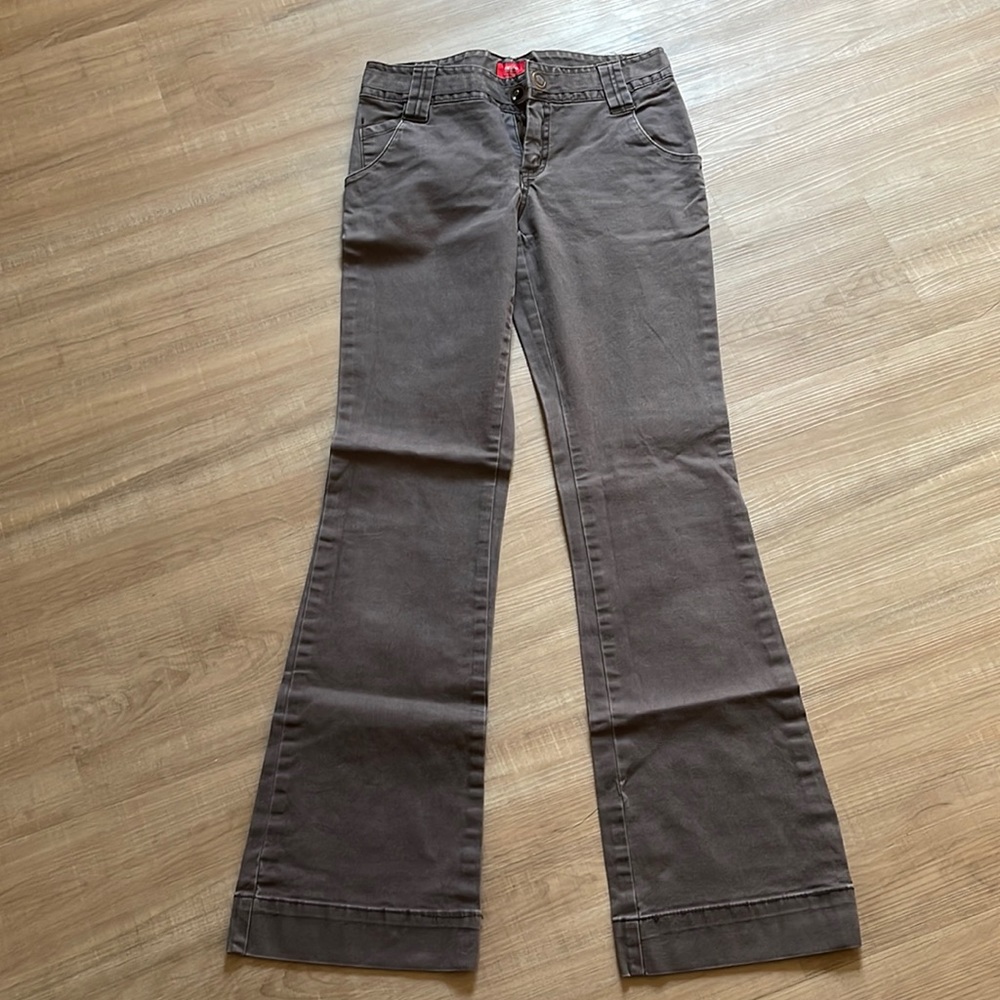 Mossimo khakis pants. Size 1. Great condition